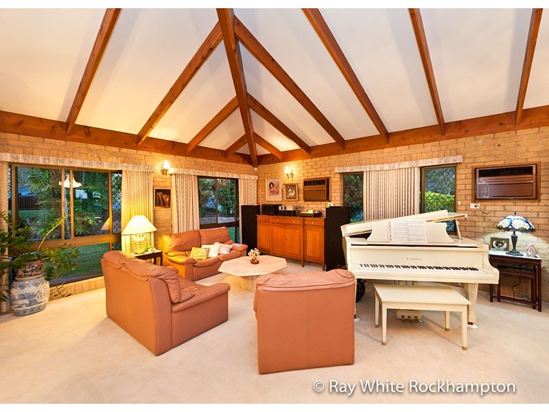 43 Guthrie Street, Frenchville QLD 4701