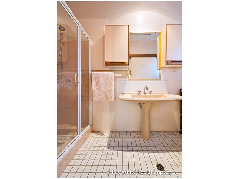 43 Guthrie Street, Frenchville QLD 4701