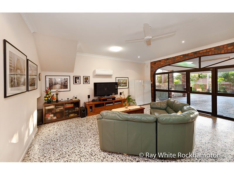 43 Guthrie Street, Frenchville QLD 4701