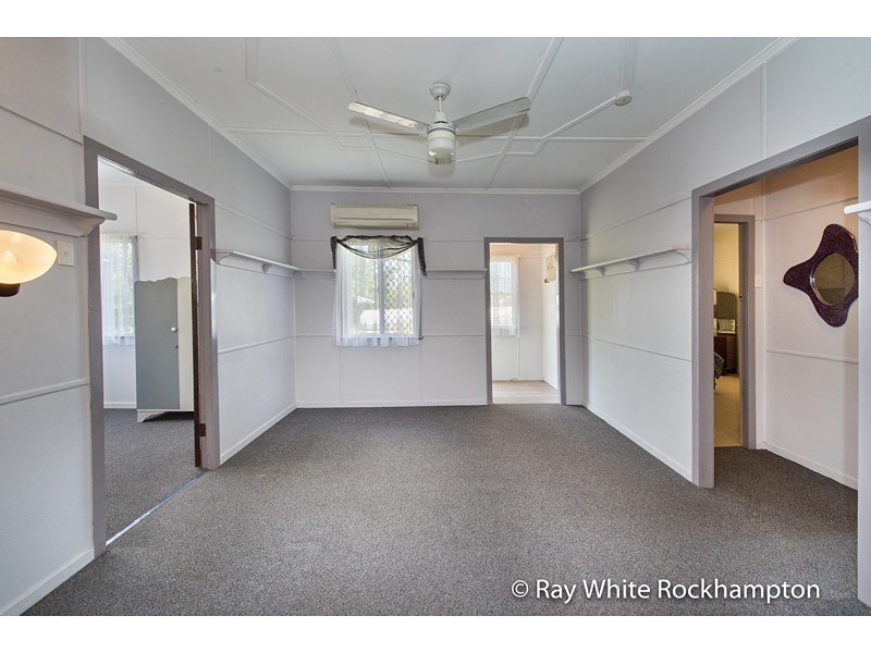 121 Glenmore Road, Park Avenue QLD 4701
