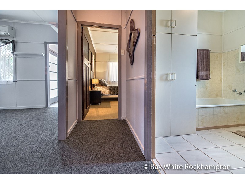 121 Glenmore Road, Park Avenue QLD 4701