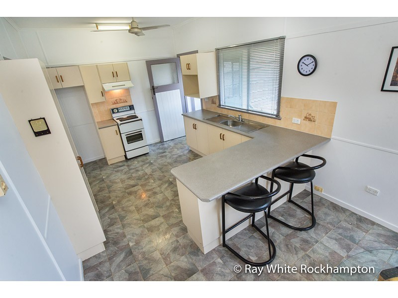 121 Glenmore Road, Park Avenue QLD 4701