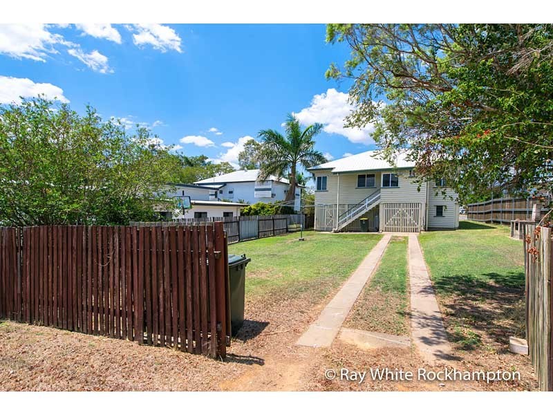 121 Glenmore Road, Park Avenue QLD 4701