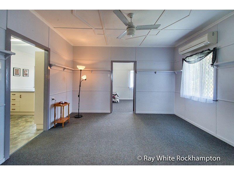 121 Glenmore Road, Park Avenue QLD 4701