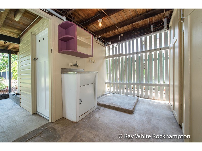 43 Church Street, Allenstown QLD 4700