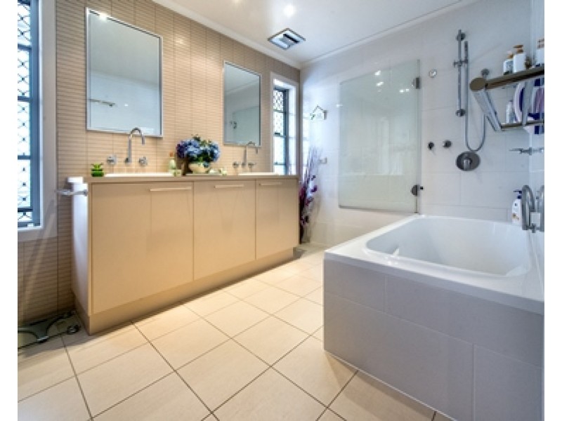 4/75 Edington Street, Berserker QLD 4701