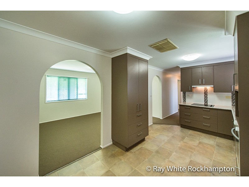22 Duffy Street, Kawana QLD 4701