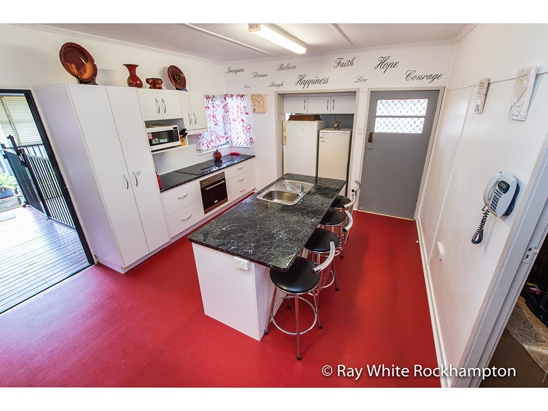 258 Dawbarn Street, Koongal QLD 4701