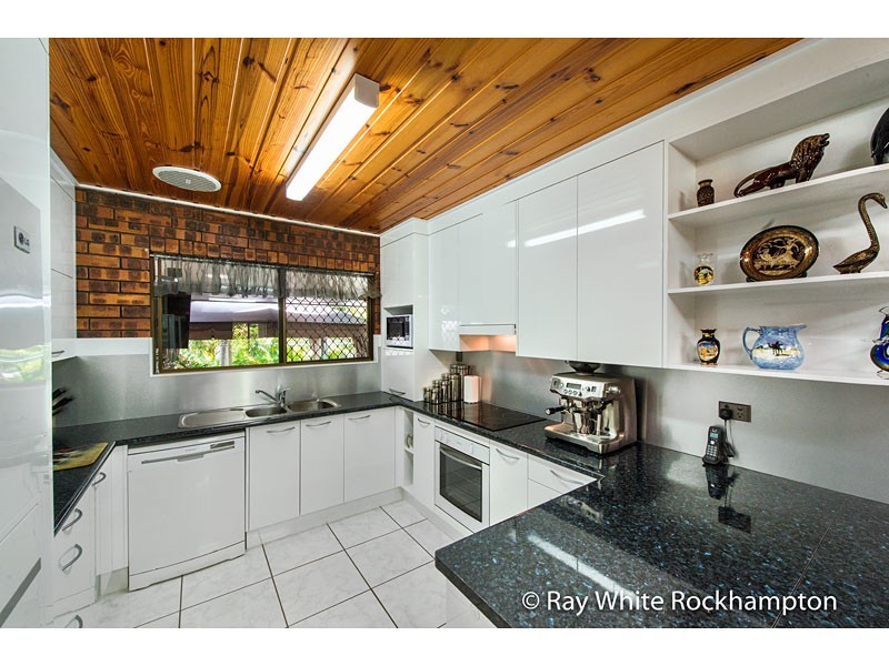 12 Jeffries Street, The Range QLD 4700