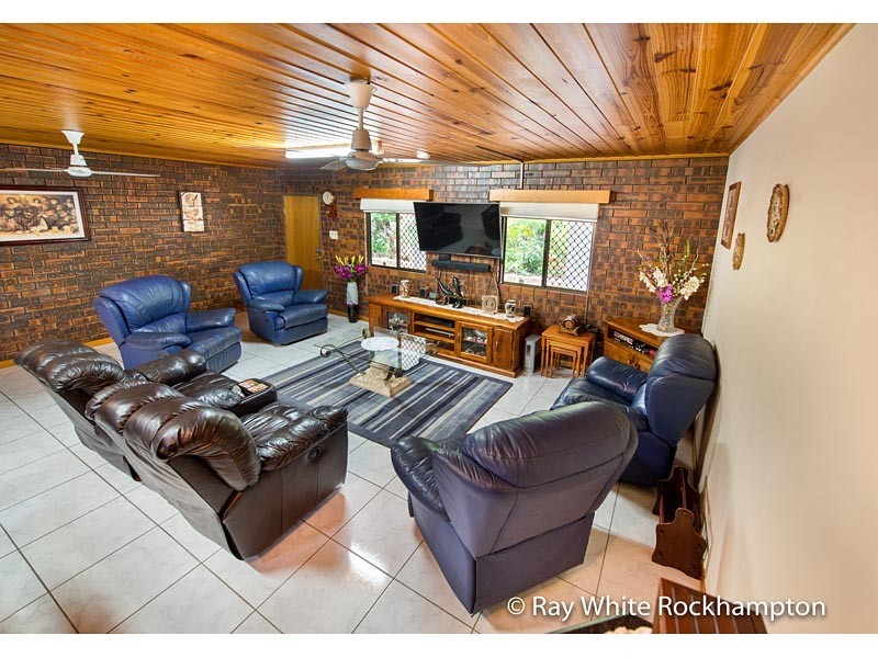 12 Jeffries Street, The Range QLD 4700