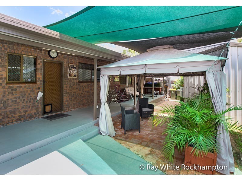 12 Jeffries Street, The Range QLD 4700