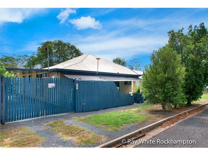 259 Kent Street, Depot Hill QLD 4700