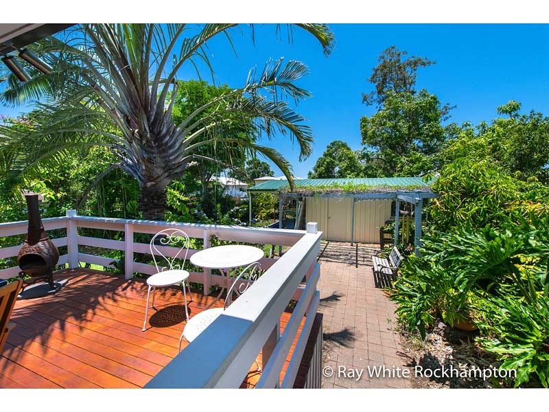 9 Henry Street, The Range QLD 4700
