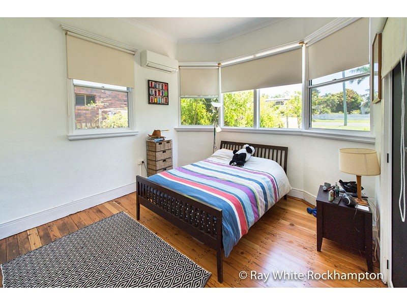 9 Henry Street, The Range QLD 4700