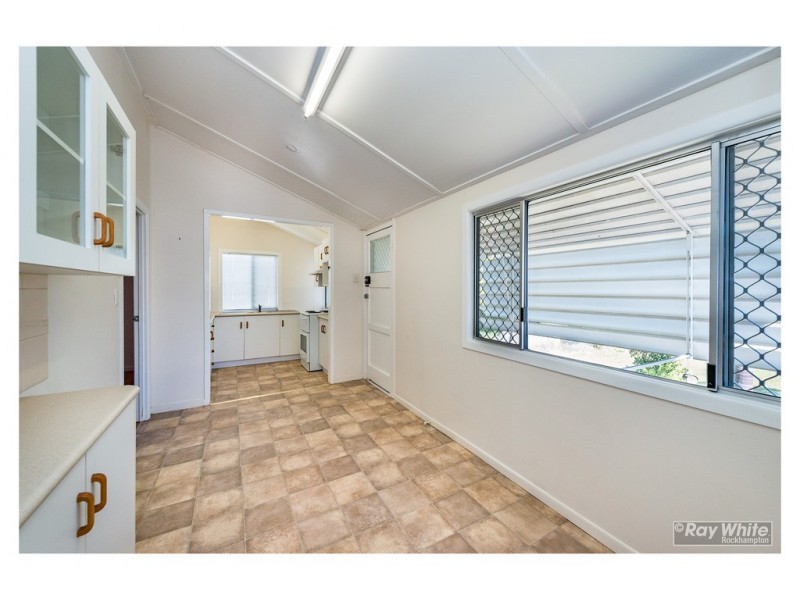 249A Moore Street, Berserker QLD 4701