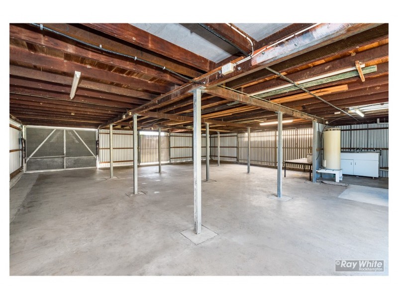 249A Moore Street, Berserker QLD 4701