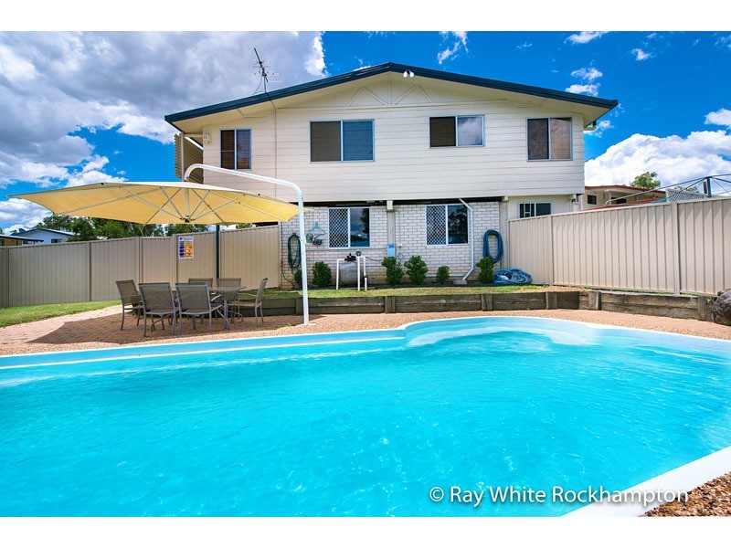 12 Crick Street, Kawana QLD 4701