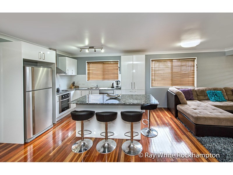 12 Crick Street, Kawana QLD 4701