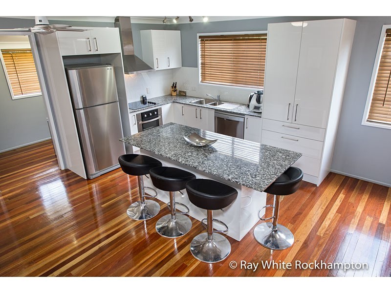 12 Crick Street, Kawana QLD 4701