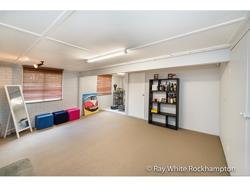 12 Crick Street, Kawana QLD 4701