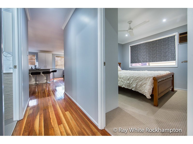 12 Crick Street, Kawana QLD 4701