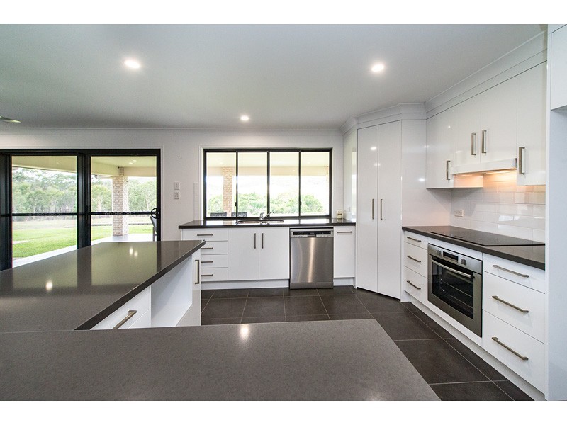 68 Stirling Drive, Rockyview QLD 4701