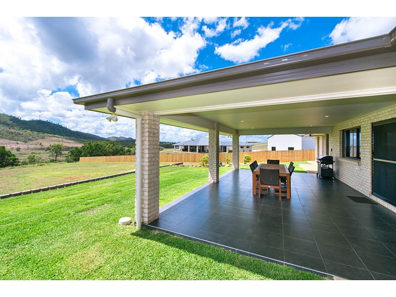 68 Stirling Drive, Rockyview QLD 4701