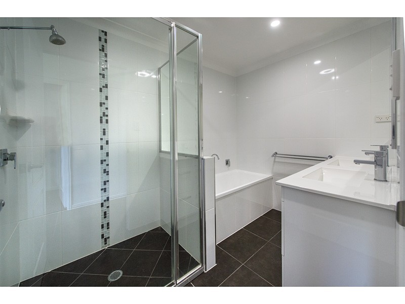 68 Stirling Drive, Rockyview QLD 4701