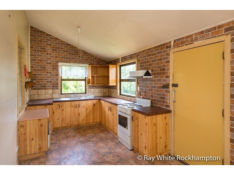 5 Ellis Street, Berserker QLD 4701