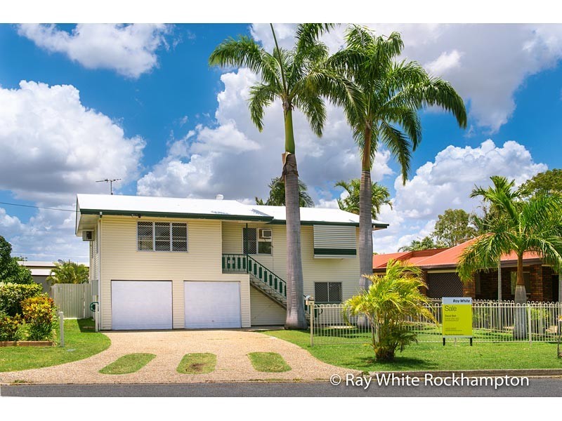 16 Davidson Street, Park Avenue QLD 4701