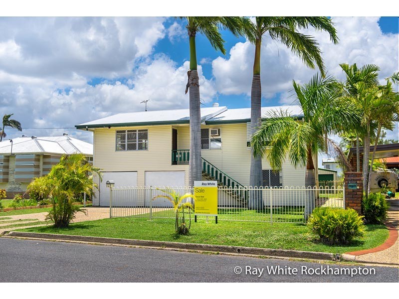 16 Davidson Street, Park Avenue QLD 4701