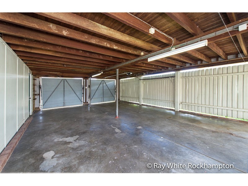 16 Davidson Street, Park Avenue QLD 4701