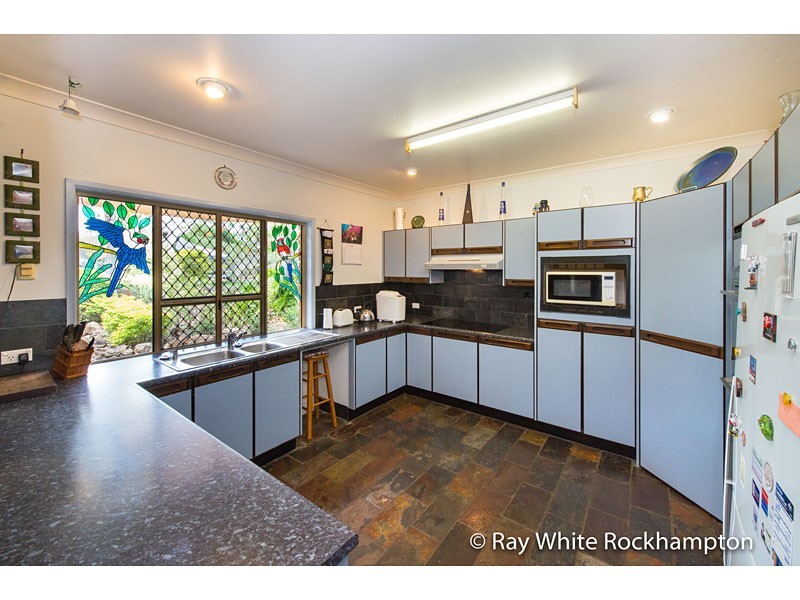12 Schlencker Drive, Glenlee QLD 4711