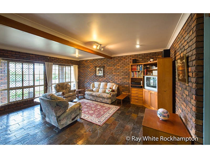 12 Schlencker Drive, Glenlee QLD 4711