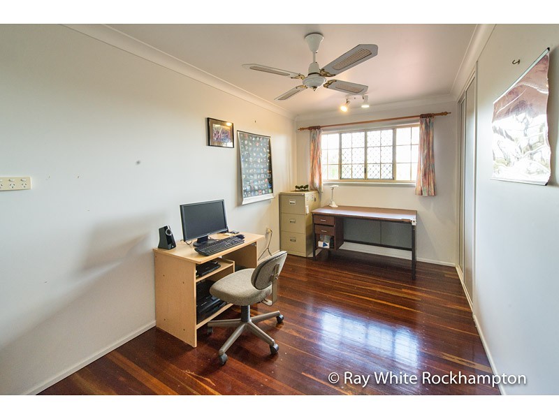 12 Schlencker Drive, Glenlee QLD 4711