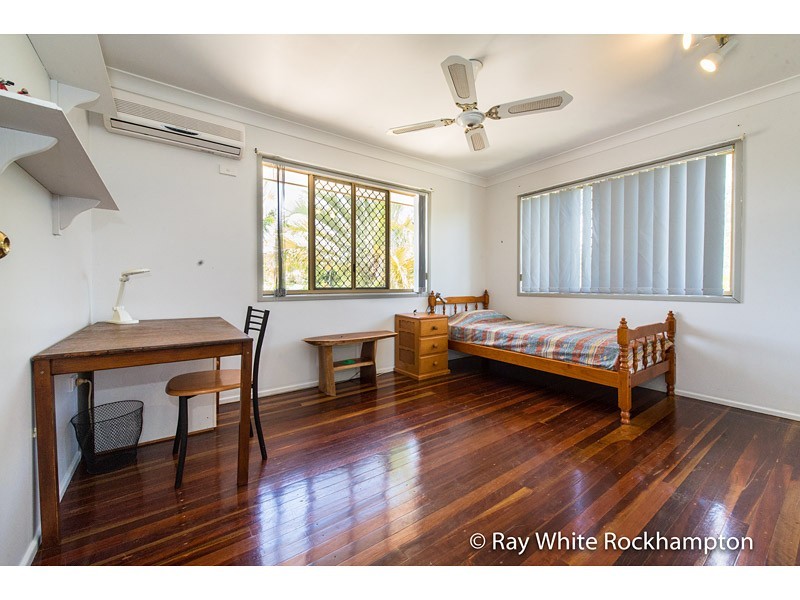 12 Schlencker Drive, Glenlee QLD 4711