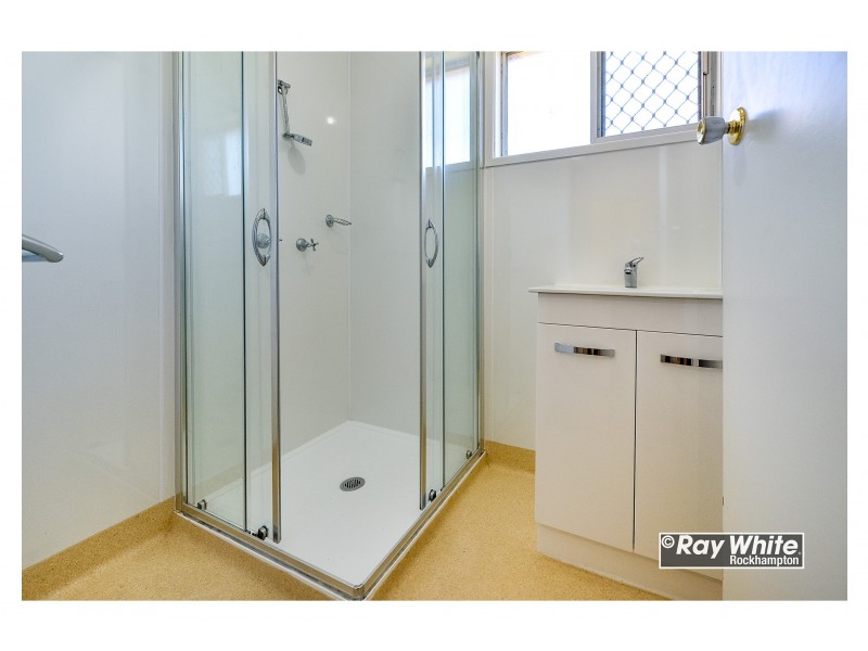 2/106 Hyde Street, Frenchville QLD 4701