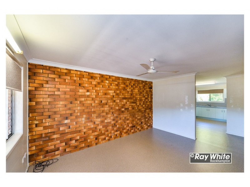 2/106 Hyde Street, Frenchville QLD 4701