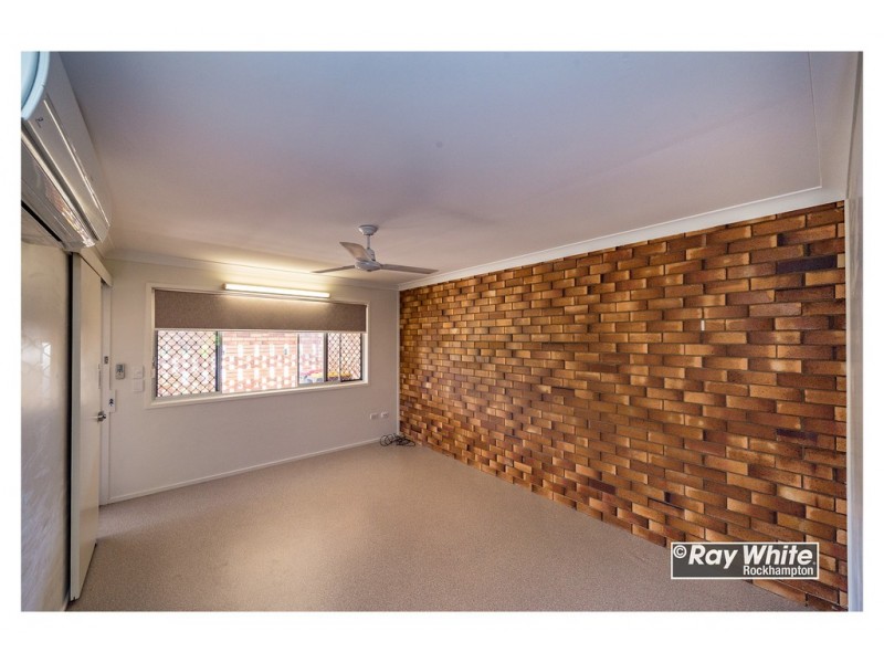 2/106 Hyde Street, Frenchville QLD 4701