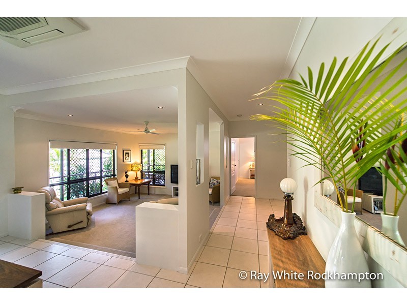 4 Greenwood Close, Frenchville QLD 4701