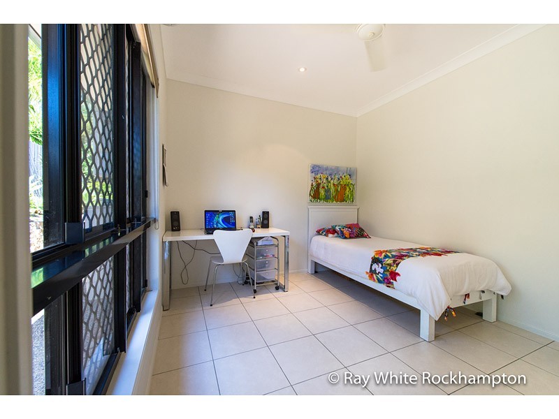 4 Greenwood Close, Frenchville QLD 4701