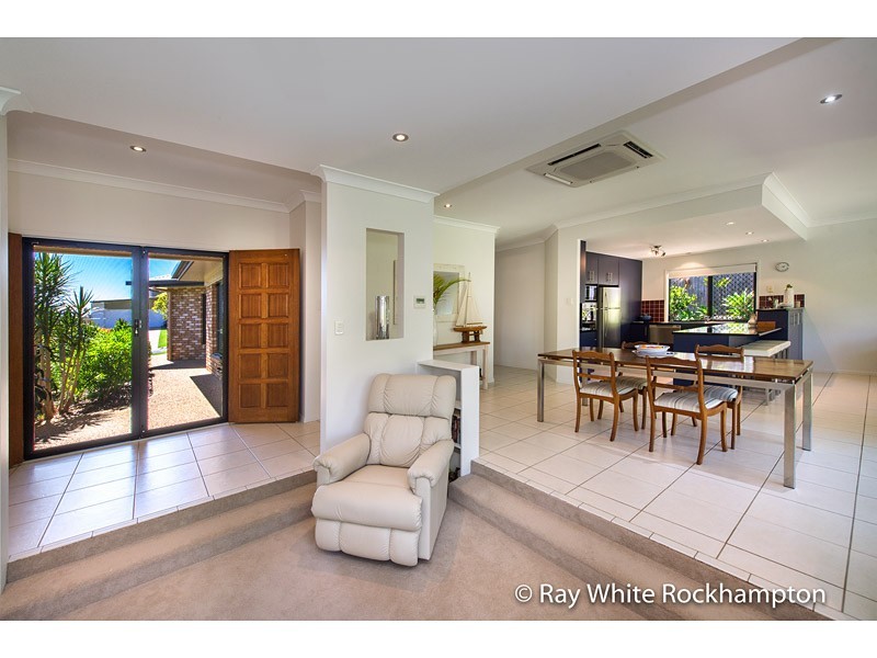 4 Greenwood Close, Frenchville QLD 4701