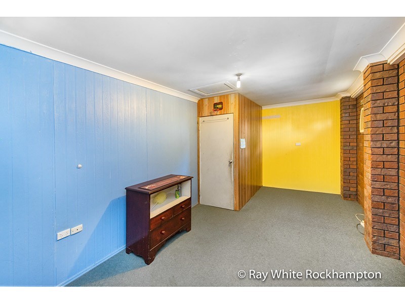 17 Donovan Crescent, Gracemere QLD 4702