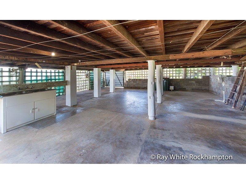8 Macgregor Street, The Range QLD 4700