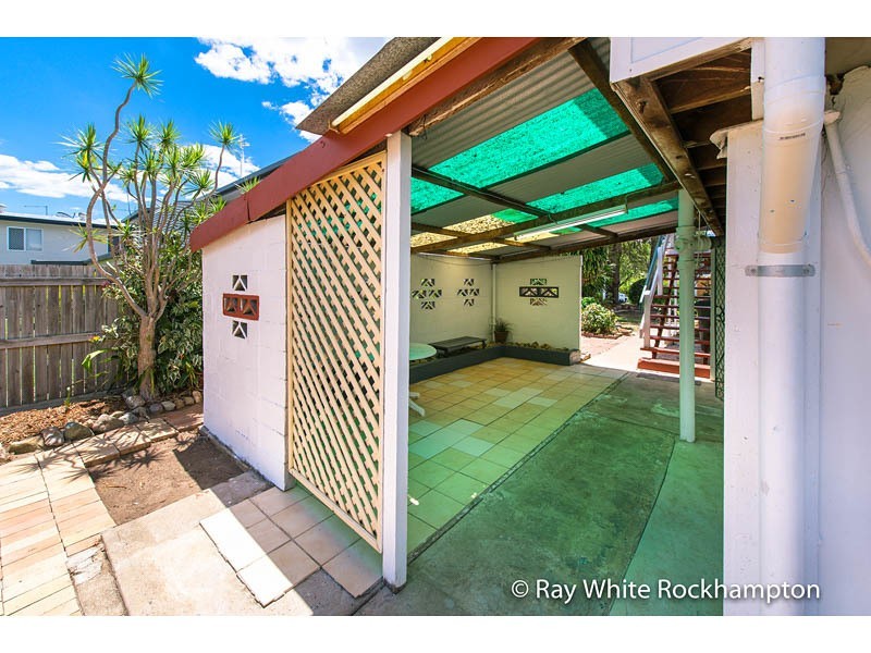 62 Gray Street, Park Avenue QLD 4701