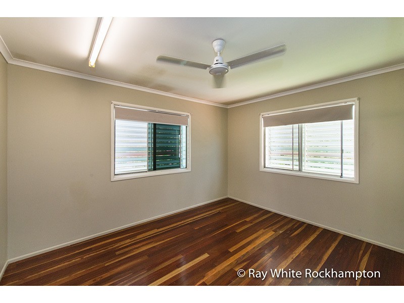 62 Gray Street, Park Avenue QLD 4701