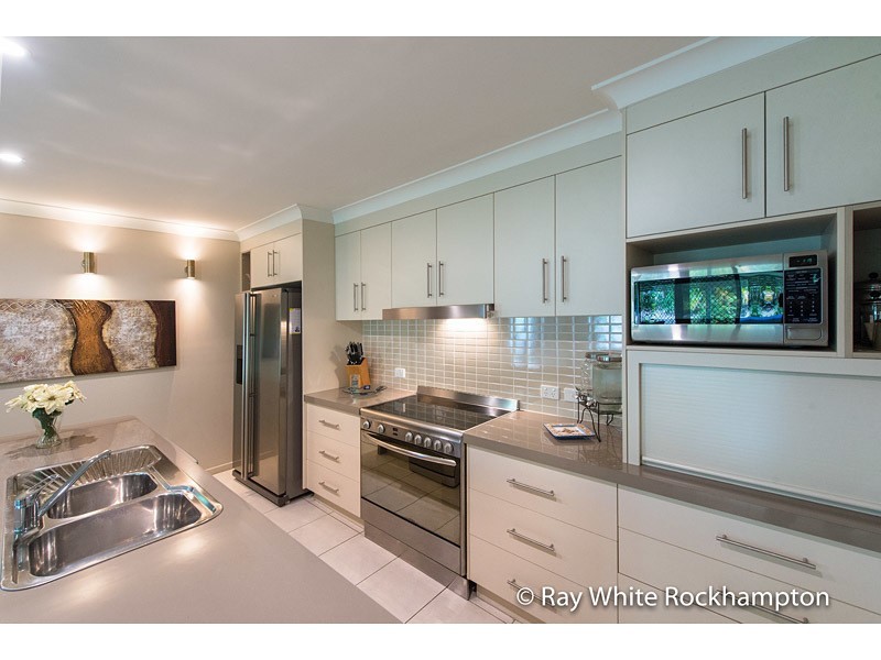 162 Angela Road, Rockyview QLD 4701