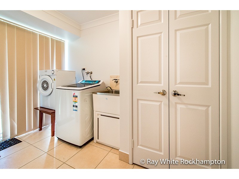 10 Van Haeren Street, Kawana QLD 4701