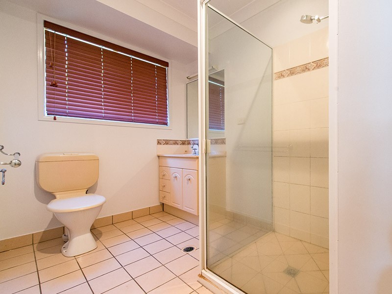 10 Van Haeren Street, Kawana QLD 4701