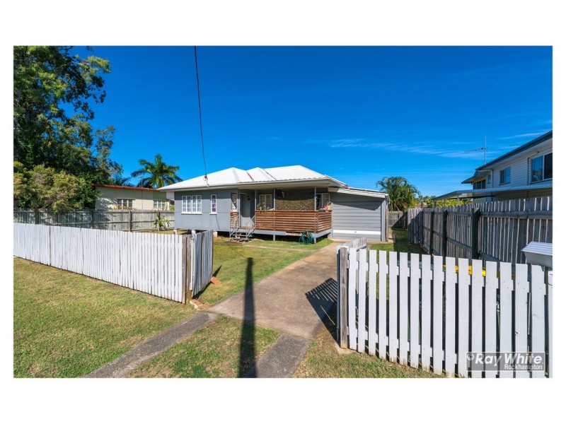 16 Denning Street, Park Avenue QLD 4701